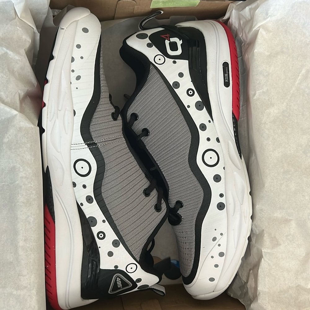 New! Q4 Bright White-Q4MB-012_size 11.5